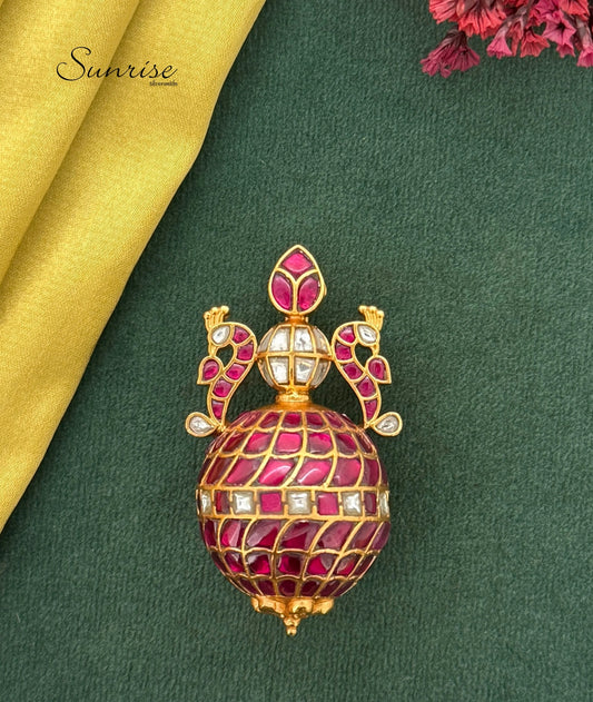 KALASH KUNDAN PENDANT