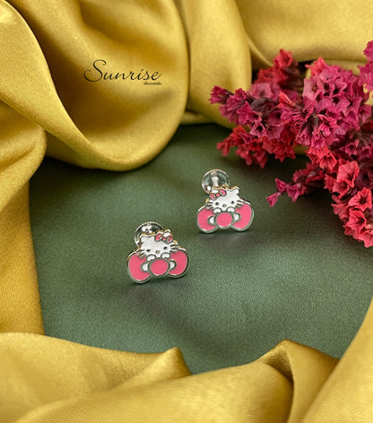 HELLO KITTY ENAMEL PENDANT SET