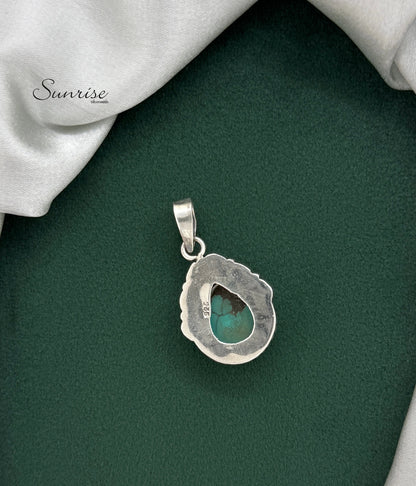 TURQUOISE PENDANT
