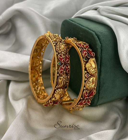 ANTIQUE CORAL KADA
