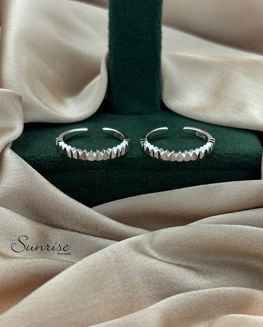 SILVER TOE RINGS