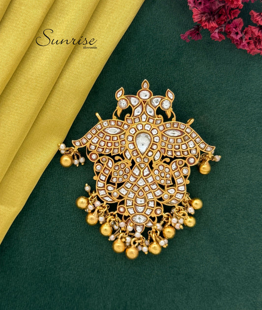 WHITE KUNDAN GANDABERUNDA PENDANT