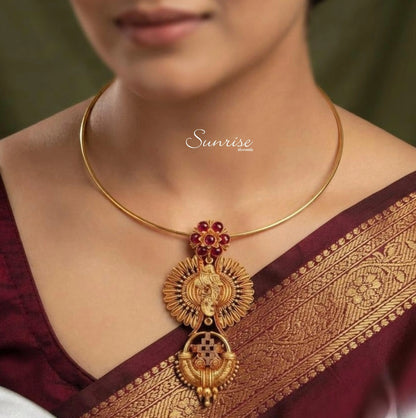 MOGAPPU PENDANT