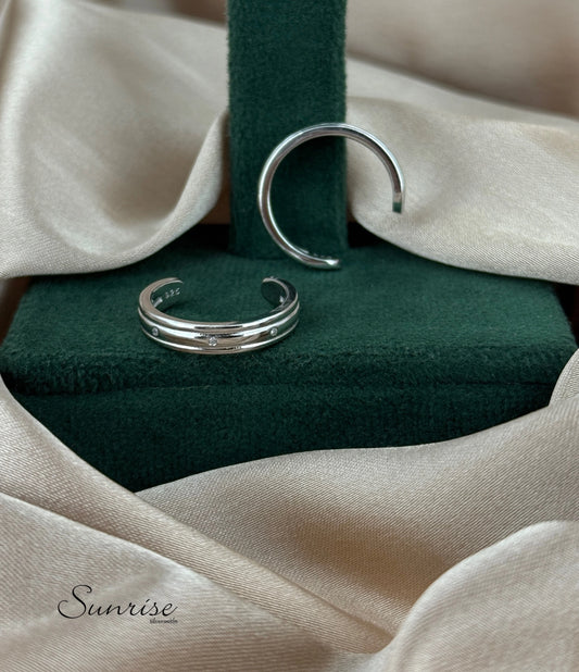 CZ BAND TOE RINGS