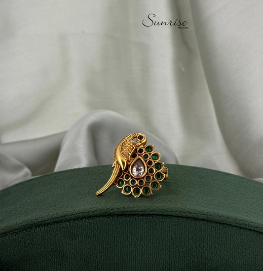 FUSION PARROT FINGER RING