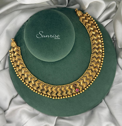 ANTIQUE NECKLACE