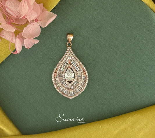 FANCY ROSE OLD PENDANT SET