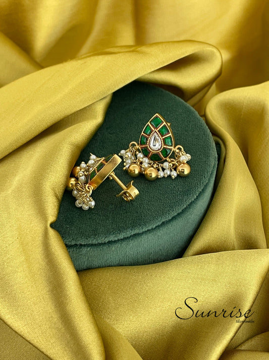 GREEN KUNDAN STUDS