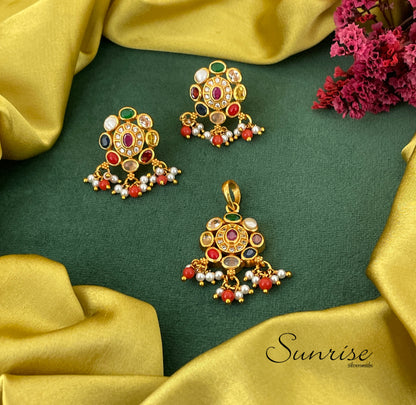 OVAL NAVRATHNA PENDANT SET