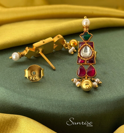 KUNDAN STUDS