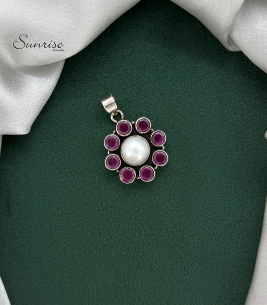 PEARL WITH PINK CUTSTONE PENDANT