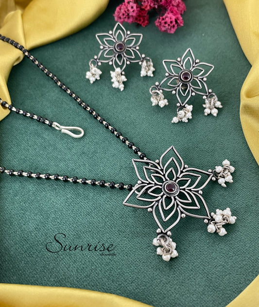 FLORAL MANGALSUTRA NECKLACE SET