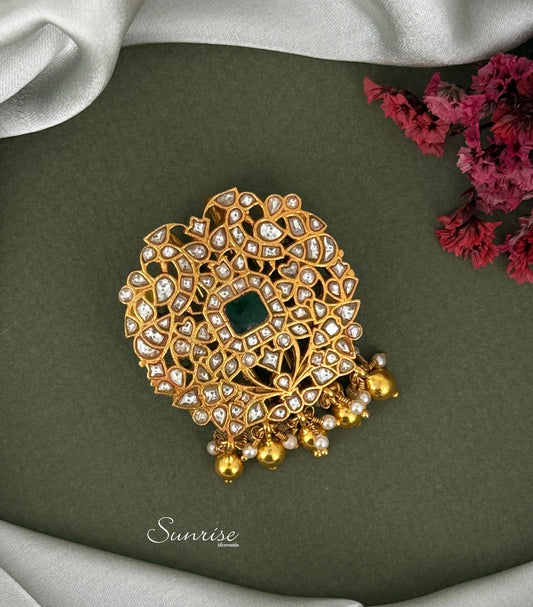 WHITE KUNDAN JUDA PIN