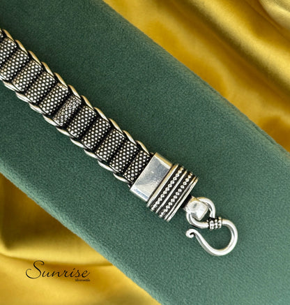 BUMPY ROLLER  BRACELET