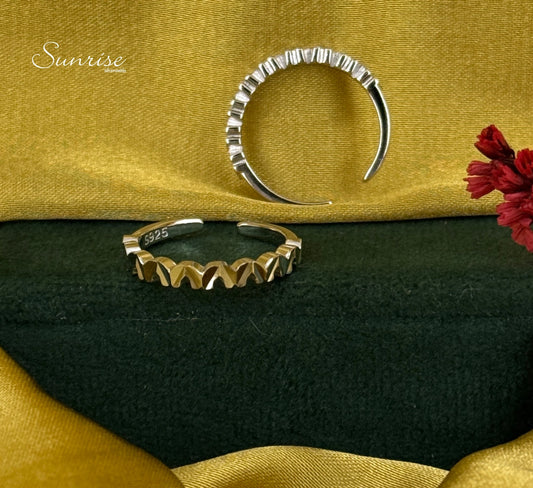 CLASSIC TOE RINGS