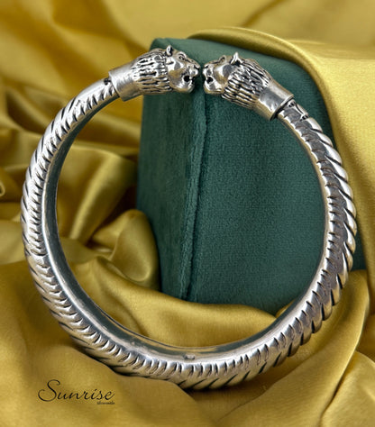 SIMHA KADA