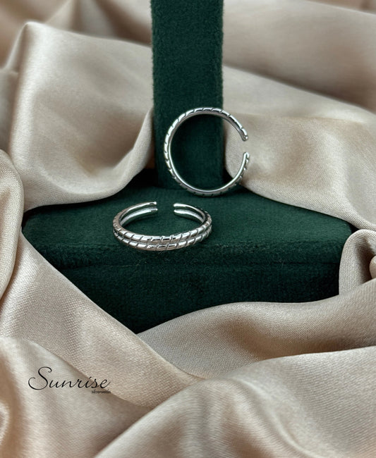 SILVER BAND TOE RINGS