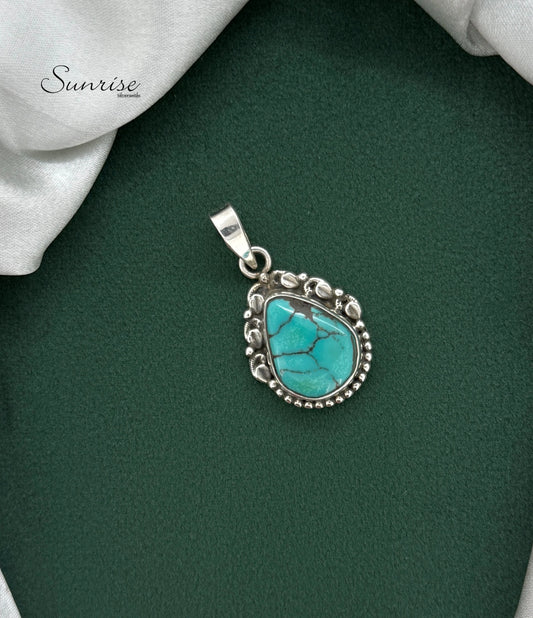 TURQUOISE PENDANT