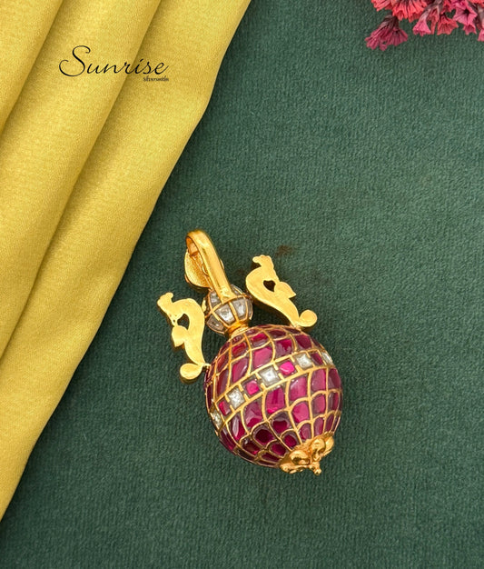 KALASH KUNDAN PENDANT