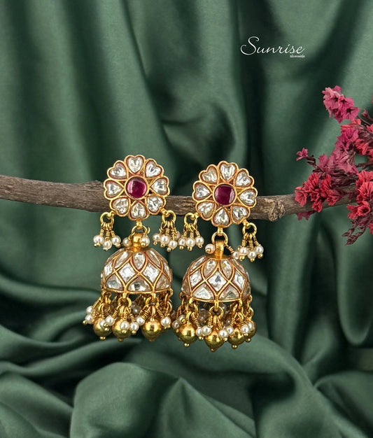 WHITE JADAU JHUMKA