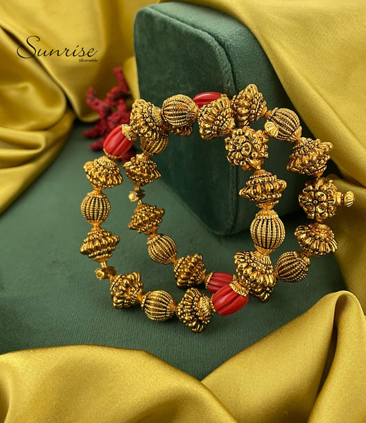 CORAL GOLD GUNDU BANGLE