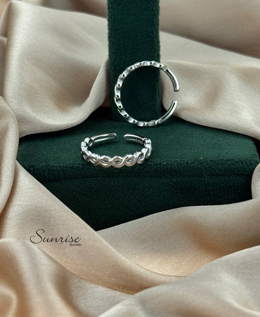 CELTIC KNOT TOE RINGS