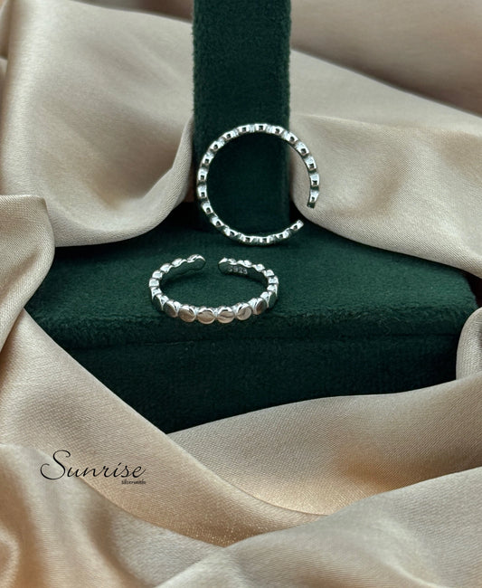 PLAIN TOE RING
