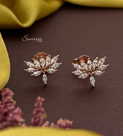 LOTUS ROSE GOLD NECKLACE