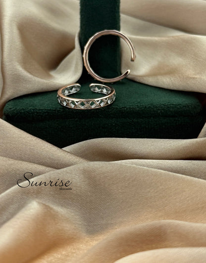 TWO TONE TOE RINGS