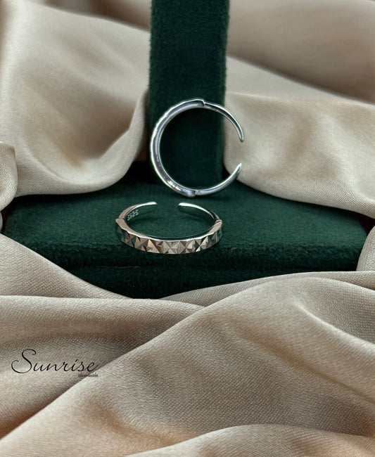 STYLISH TOE RINGS