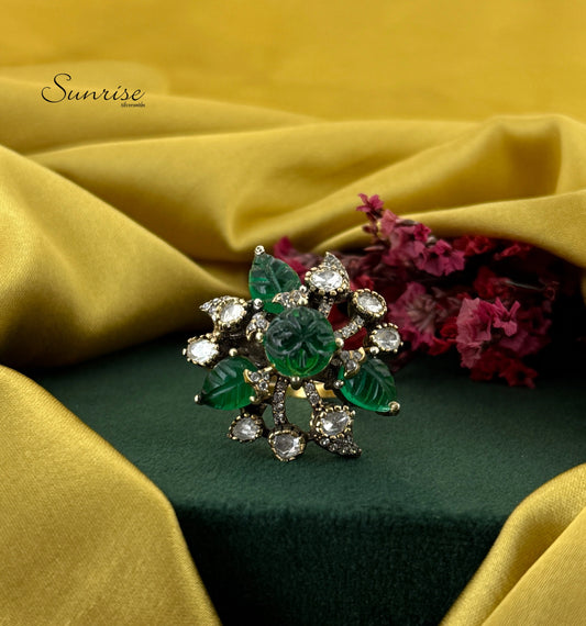 VICTORIAN GP FINGER RING