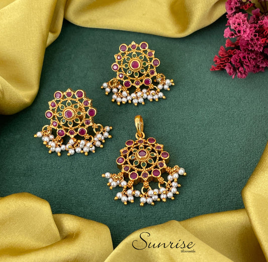 SAKSHI PENDANT SET