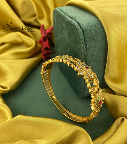 TRADITIONAL OVAL KADA