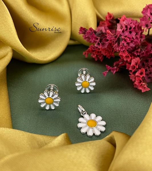 DAISY FLOWER  ENAMEL PENDANT SET