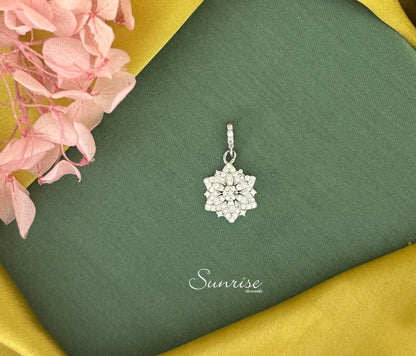 FLORAL PENDANT SET