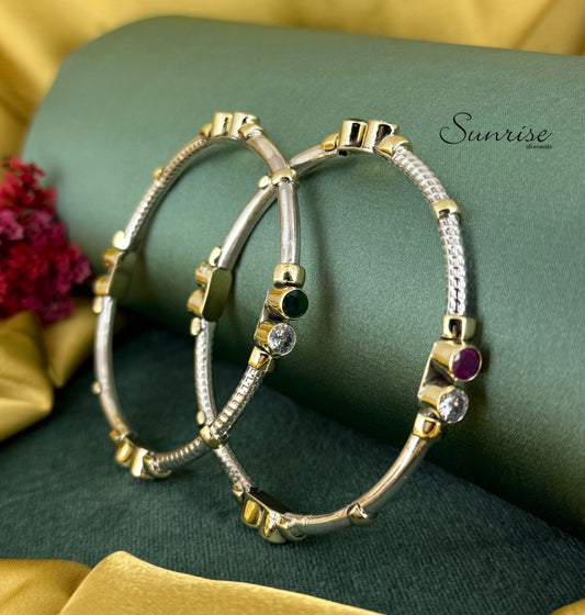 ELEGANT TWO TONE BANGLE