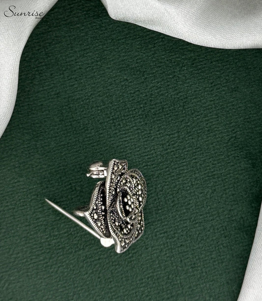 ROSE BROOCH