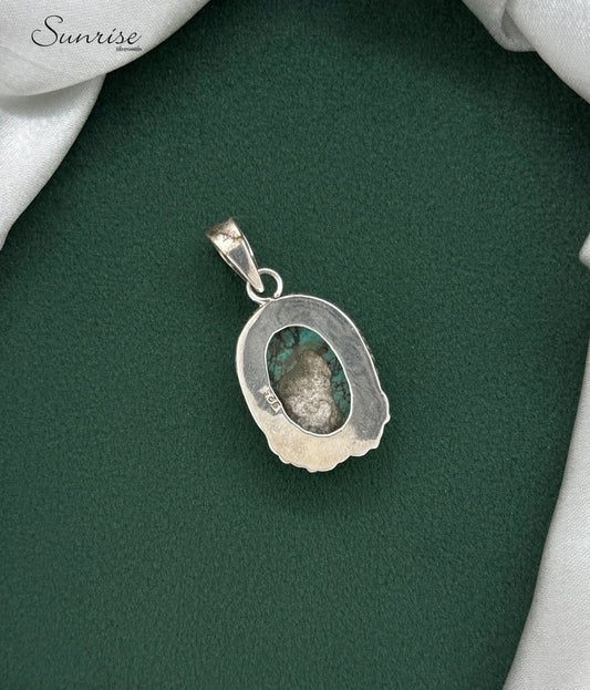 TURQUIOSE PENDANT