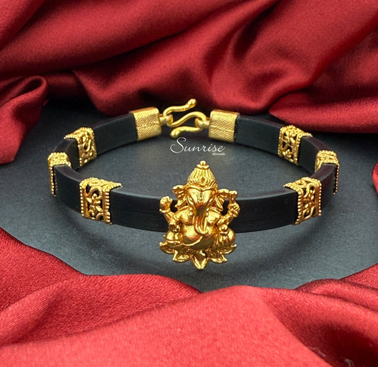 GANESHA BLACK BELT KADA