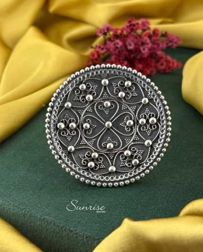 FLORAL OXIDISED RING