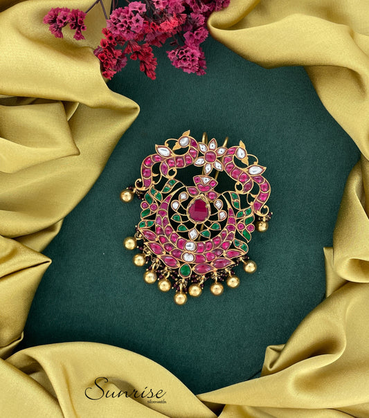 ELEGANT KUNDAN JUDA PIN