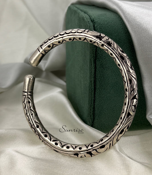 OXIDISED OPENABLE KADA