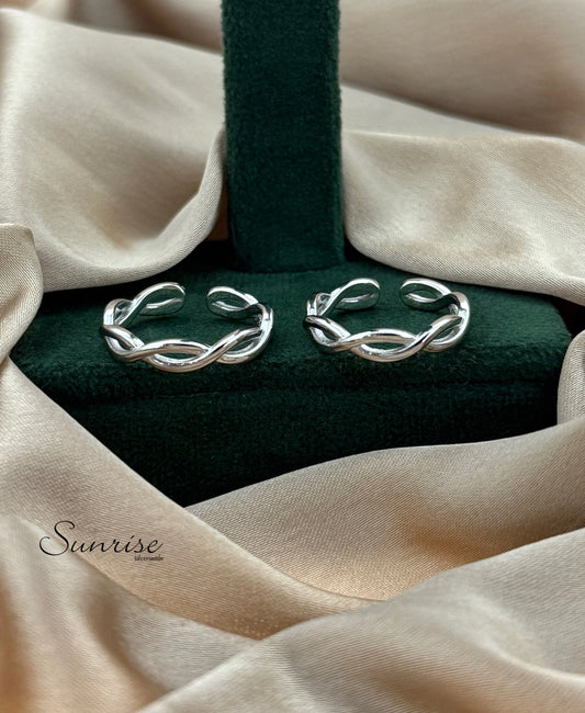 TWISTED ROPE TOE RINGS