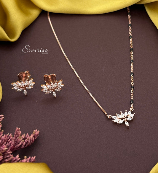 LOTUS ROSE GOLD NECKLACE
