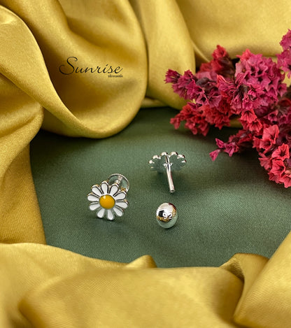 DAISY FLOWER  ENAMEL PENDANT SET