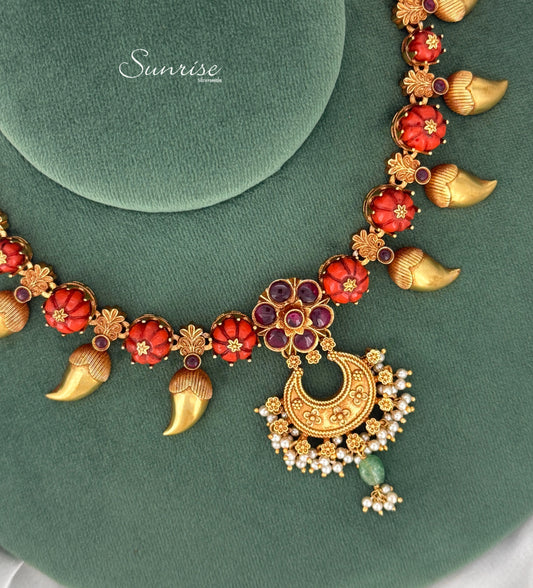 CORAL MANGO NECKLACE