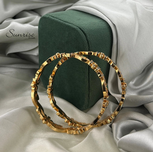GOLD POLISH BANGLES