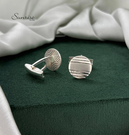 ELEGANT CUFFLINKS