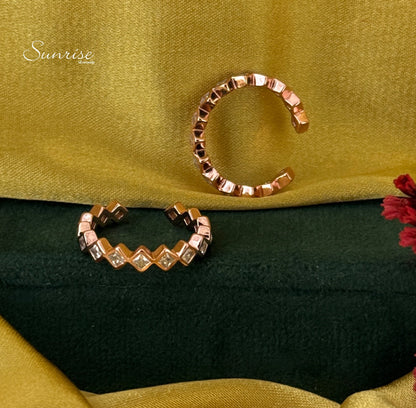 DIAMOND CUT TOE RINGS