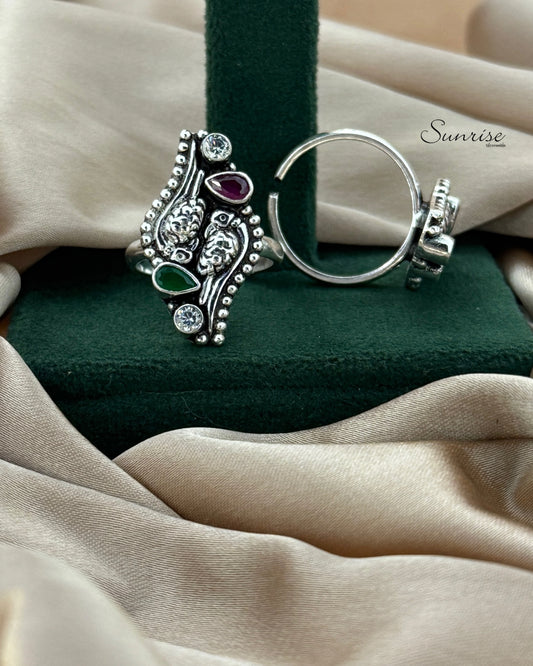 PARROT  TOE RINGS